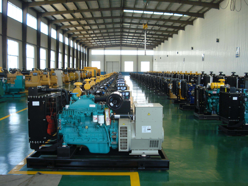 城阳租赁发电机-柴油发电机组冒蓝烟、冒黑烟、冒白烟故障分析