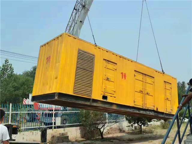 城阳300KW柴油发电机组油耗是多少？