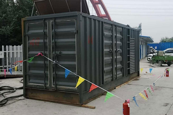 城阳发电机租赁空气滤清器多久更换一次？